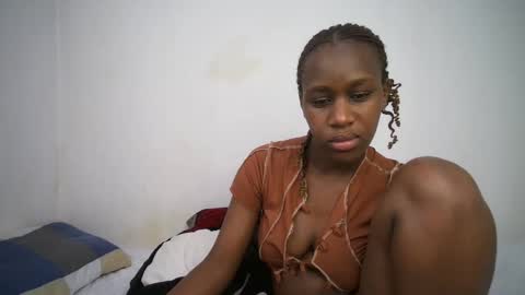 dollberry online show from February 6, 2025, 5:25 am