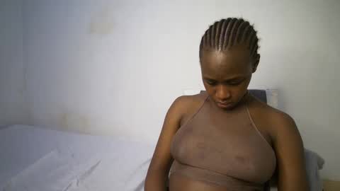 dollberry online show from March 5, 2025, 10:21 pm