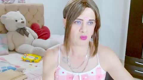 Snapshot of dolldirtyxxx1 chatting on July 6, 2026, 5:15 am ilona online show from July 6, 2026, 5:15 am