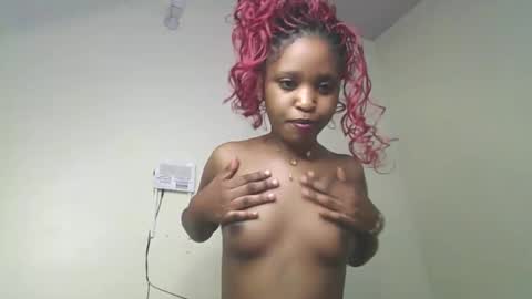 Snapshot of dollythegirl chatting on January 18, 2026, 6:39 am kadolly online show from January 18, 2026, 6:39 am