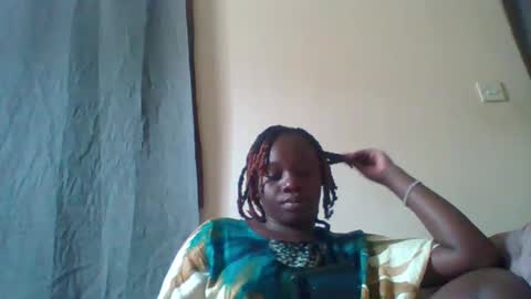 Snapshot of dollyvee chatting on November 21, 2025, 10:14 am dollyvee online show from November 21, 2025, 10:14 am