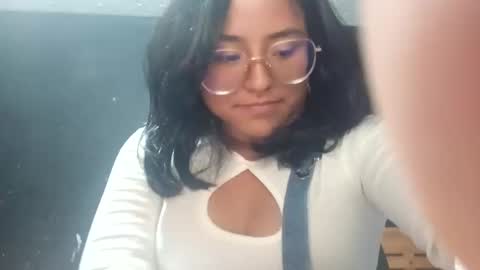 Snapshot of dollywdoll chatting on September 17, 2025, 3:08 am dollywdoll online show from September 17, 2025, 3:08 am