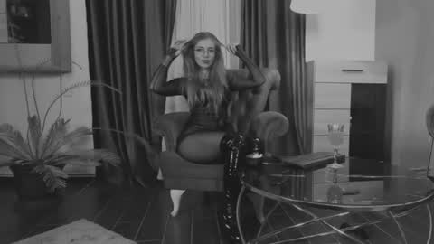 Snapshot of doloressage chatting on August 8, 2026, 10:01 pm Dolores Sage online show from August 8, 2026, 10:01 pm