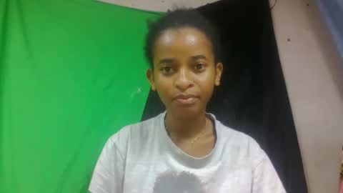 doloresslu online show from February 17, 2026, 6:32 am