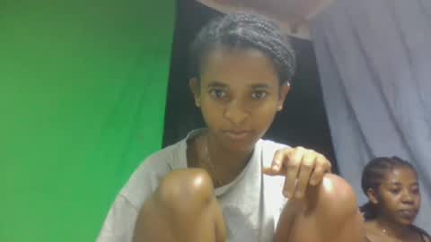 doloresslu online show from March 29, 2026, 11:16 pm