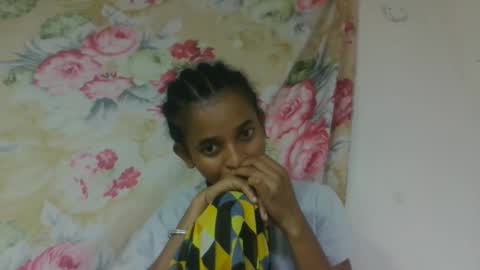 doloresslu online show from April 12, 2026, 1:32 am