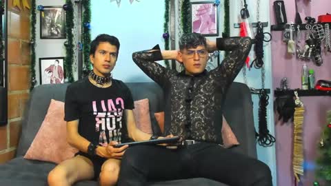 Snapshot of dom2travelers_sm chatting on December 29, 2024, 9:52 pm Diego Castell online show from December 29, 2024, 9:52 pm