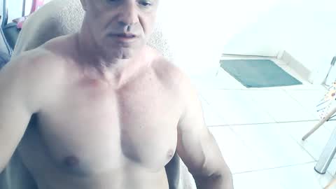 Snapshot of dom_sexx chatting on January 12, 2025, 5:33 pm dom_sexx online show from January 12, 2025, 5:33 pm