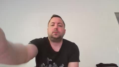 Snapshot of dombio_12 chatting on May 25, 2026, 12:11 pm dombio_12 online show from May 25, 2026, 12:11 pm