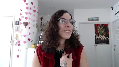 Snapshot of domenica_dos_ouros chatting on June 3, 2026, 2:33 pm sweet domme online show from June 3, 2026, 2:33 pm