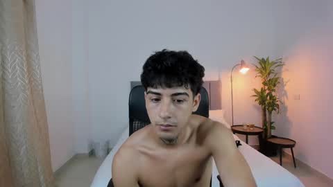 Snapshot of domi_master chatting on March 5, 2025, 1:31 am MASTER online show from March 5, 2025, 1:31 am