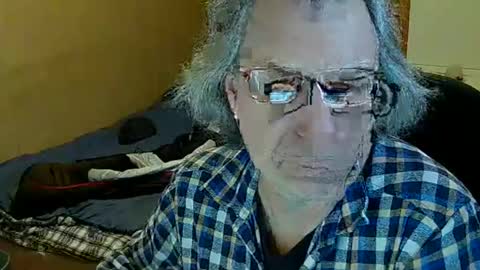 Snapshot of domiande chatting on February 7, 2025, 10:08 am domiande online show from February 7, 2025, 10:08 am