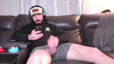 Snapshot of dominatingher69 chatting on January 31, 2025, 4:27 pm dominatingher69 online show from January 31, 2025, 4:27 pm