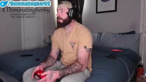 Snapshot of dominatingher69 chatting on February 20, 2025, 2:24 pm dominatingher69 online show from February 20, 2025, 2:24 pm