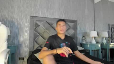 dominic_burk online show from November 7, 2025, 7:36 pm