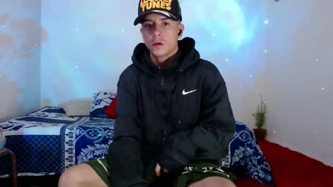 Snapshot of dominic_hanks chatting on May 4, 2026, 4:41 am DOMINIC AND ANDREW online show from May 4, 2026, 4:41 am
