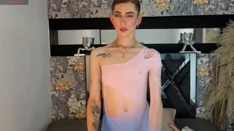 Dominic online show from April 10, 2026, 5:50 pm