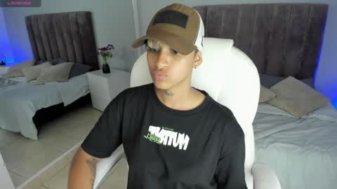 Snapshot of dominick_joness chatting on January 22, 2025, 2:26 am Dominick online show from January 22, 2025, 2:26 am