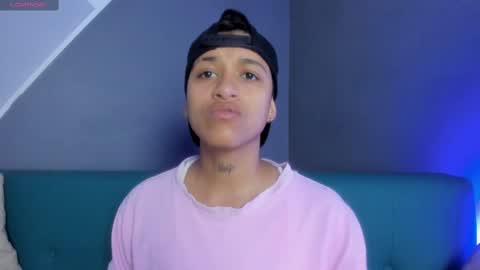 Snapshot of dominick_joness chatting on March 9, 2025, 4:33 pm Dominick online show from March 9, 2025, 4:33 pm