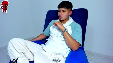  Dominic  online show from April 1, 2026, 2:34 am