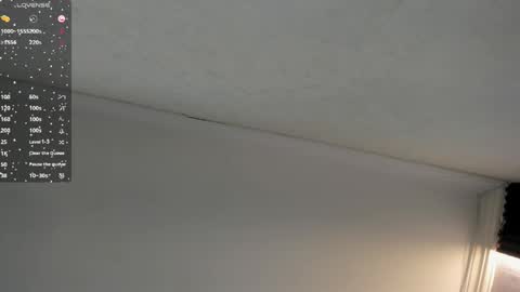 Snapshot of dominicsccott chatting on May 10, 2026, 12:32 pm Dominicscott online show from May 10, 2026, 12:32 pm