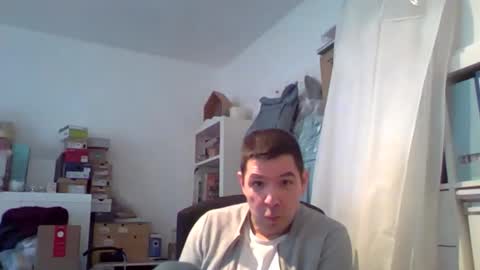 dominik_home online show from January 14, 2026, 9:48 am