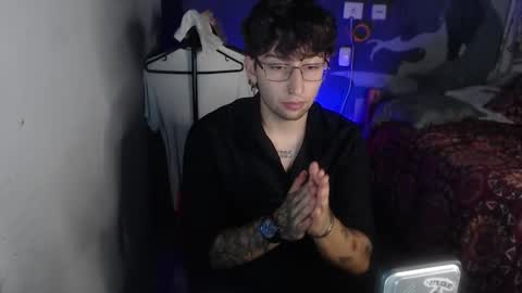 dominus_kane online show from December 1, 2025, 2:27 am