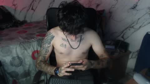Snapshot of dominus_kane chatting on April 15, 2026, 11:06 am dominus_kane online show from April 15, 2026, 11:06 am