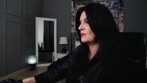 Dom Melisa online show from February 4, 2025, 3:00 am