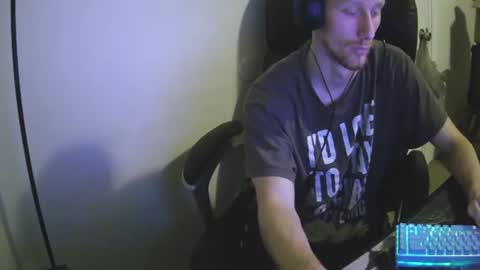 Snapshot of domohead0 chatting on June 26, 2026, 6:51 am dom online show from June 26, 2026, 6:51 am
