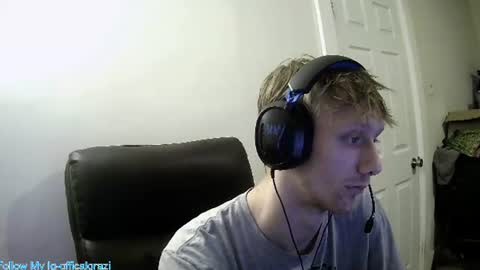 Snapshot of domohead0 chatting on July 19, 2026, 4:05 am dom online show from July 19, 2026, 4:05 am