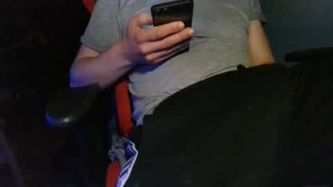 domse999 online show from April 19, 2026, 2:00 am