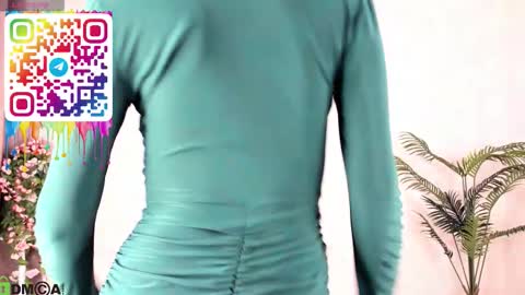 Aura online show from September 16, 2025, 3:51 am