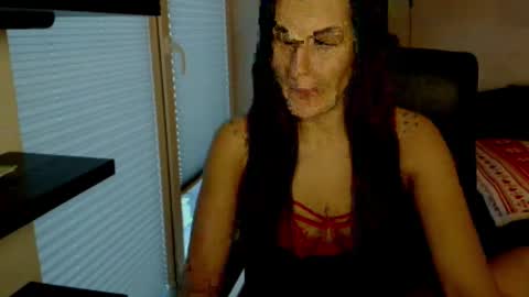 DonnaLive online show from February 8, 2026, 3:15 pm