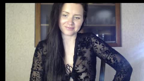 donnasimpatica online show from May 5, 2026, 12:24 pm