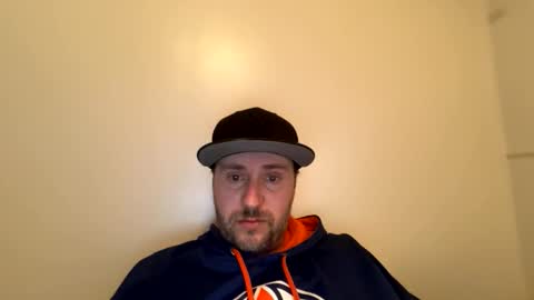 donny8172 online show from November 24, 2025, 12:10 am