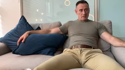 Donny online show from November 27, 2025, 6:54 pm