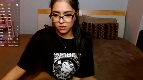 DontBeMina online show from January 6, 2025, 8:35 am