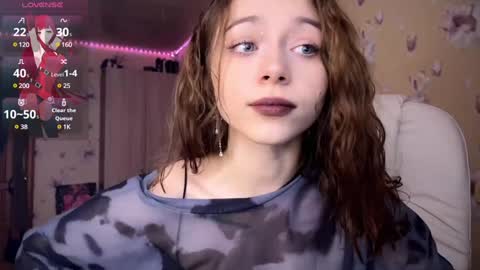 Nicole online show from February 2, 2025, 3:49 pm