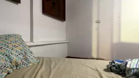 Snapshot of donvergha chatting on February 5, 2025, 5:52 am donvergha online show from February 5, 2025, 5:52 am