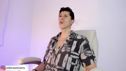 dorian_mystery online show from April 4, 2026, 11:02 pm