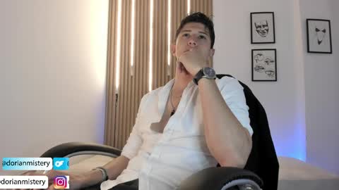 dorian_mystery online show from June 3, 2026, 1:30 am