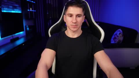 Dorian Reyes online show from December 20, 2024, 2:08 am