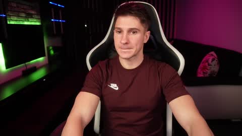 Dorian Reyes online show from December 25, 2024, 12:27 am