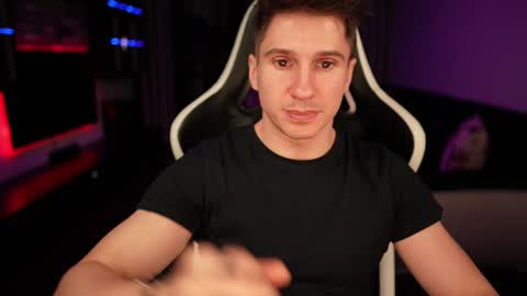Dorian Reyes online show from January 12, 2025, 10:43 pm