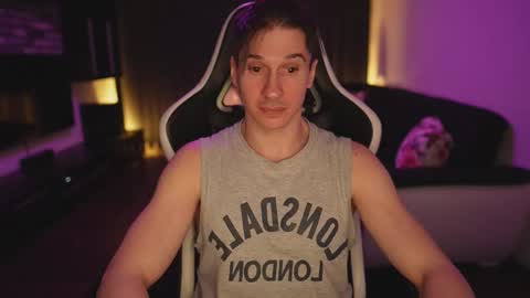 Dorian Reyes online show from March 22, 2026, 9:40 pm