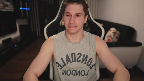 Dorian Reyes online show from April 5, 2026, 10:07 pm