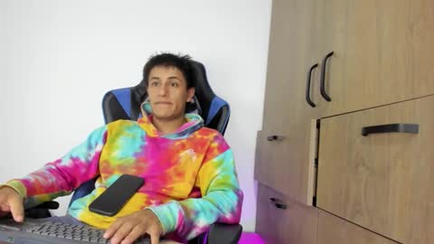 dorman_boy online show from November 22, 2025, 3:05 am