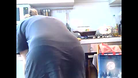 Dorrie Ann online show from January 11, 2025, 8:43 am