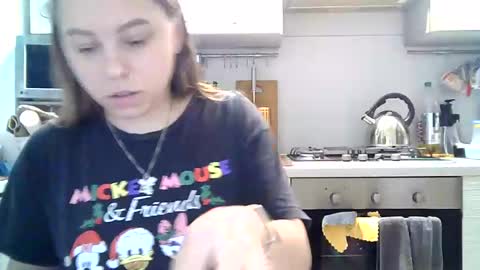 Dorrie Ann online show from January 13, 2025, 5:01 am